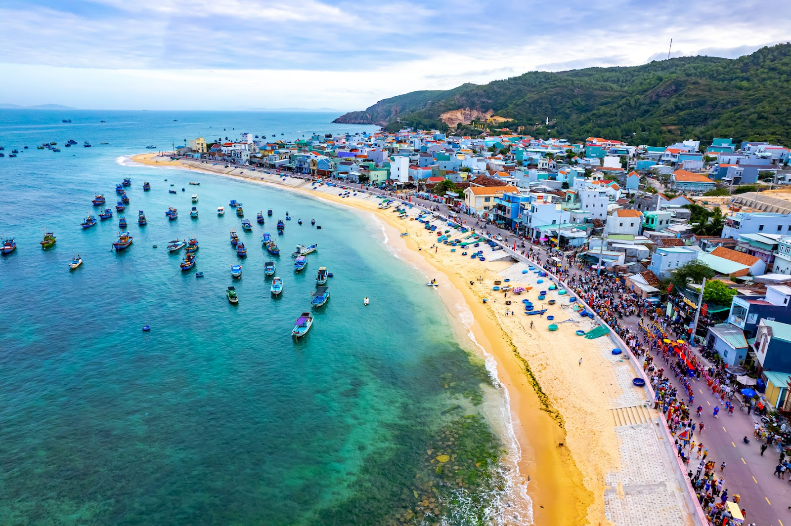 Taxi điện sân bay Phù Cát đi Eo Gió, Kỳ Co, Hòn Khô
